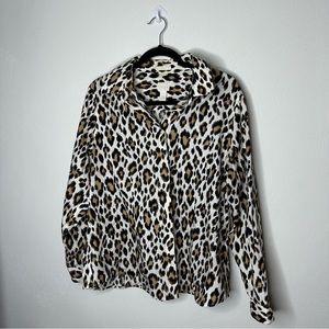 Chico's No-Iron Cheetah Print Button Down Blouse Size 2.5